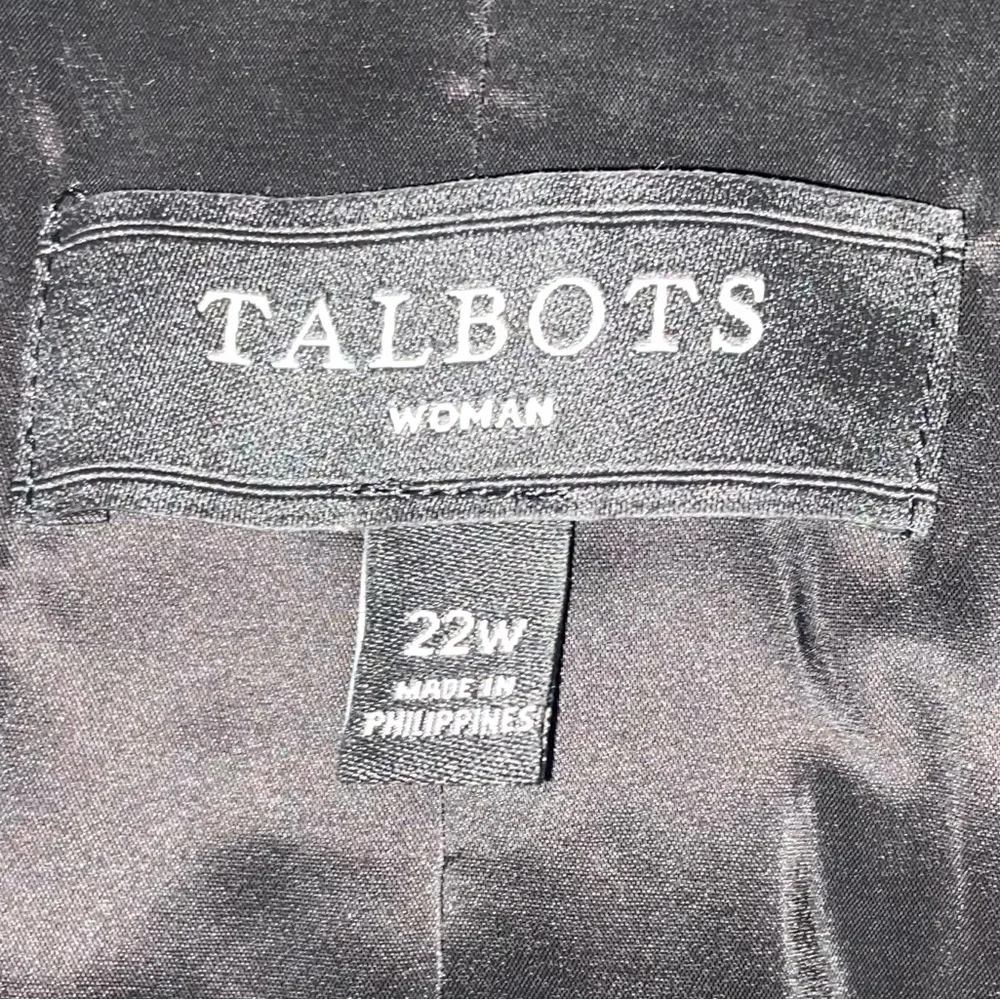 Talbots Classic Black Blazer 22W Never Worn. - Picture 3 of 5